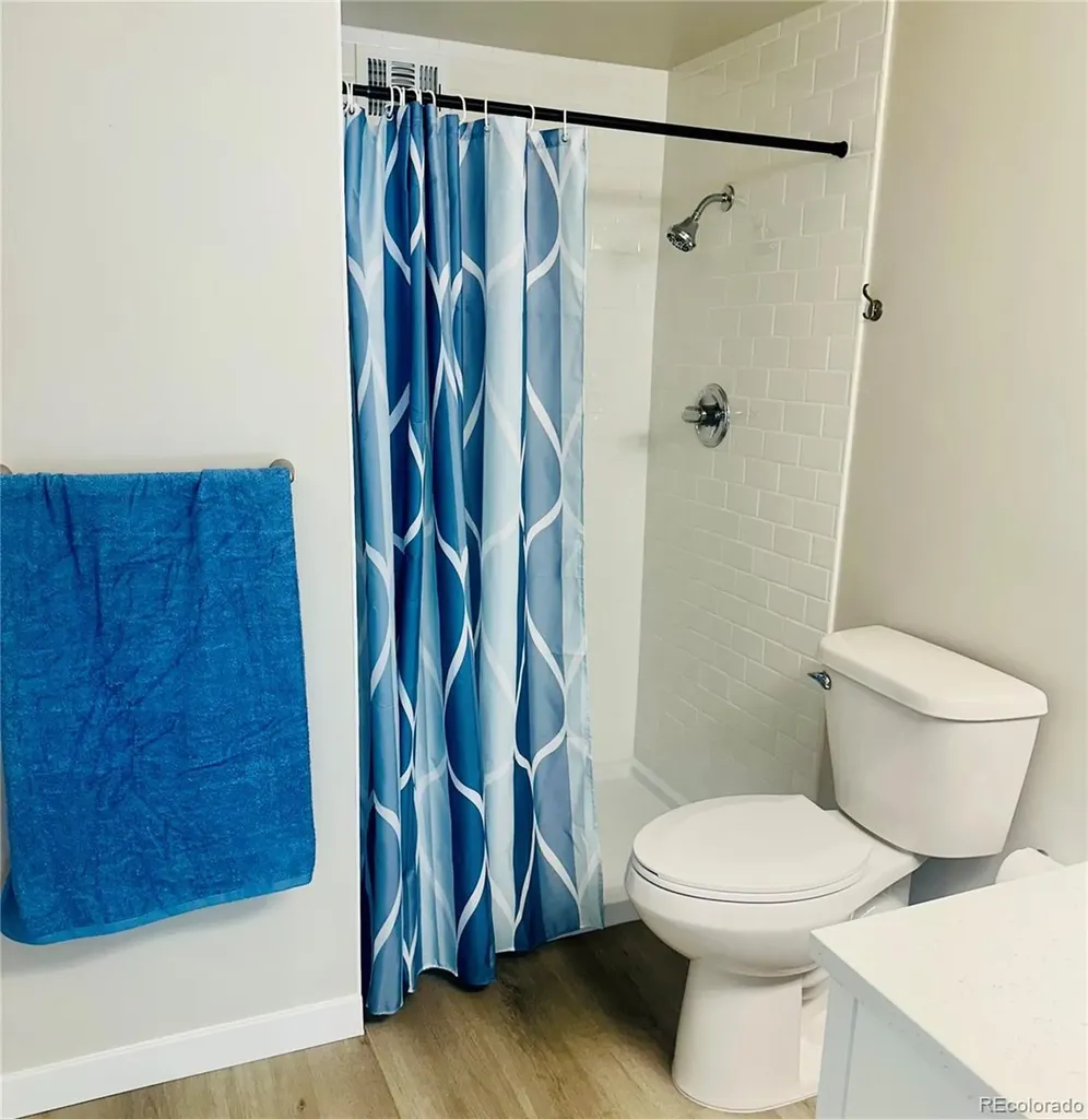 635 S Alton Way Denver CO 80247