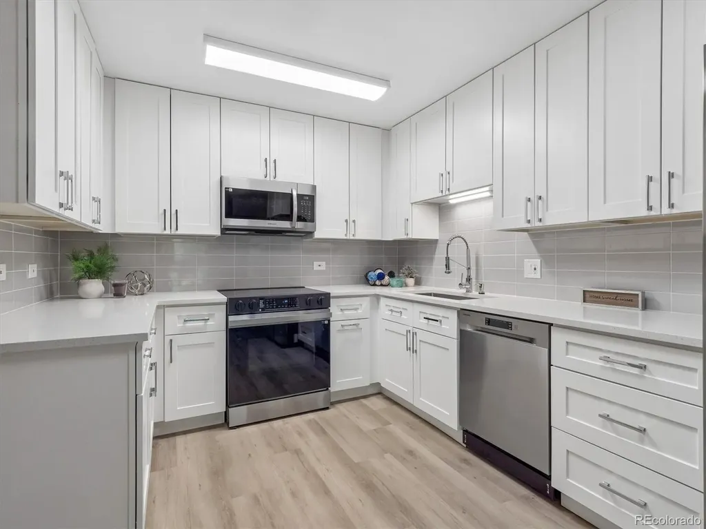 635 S Alton Way Denver CO 80247