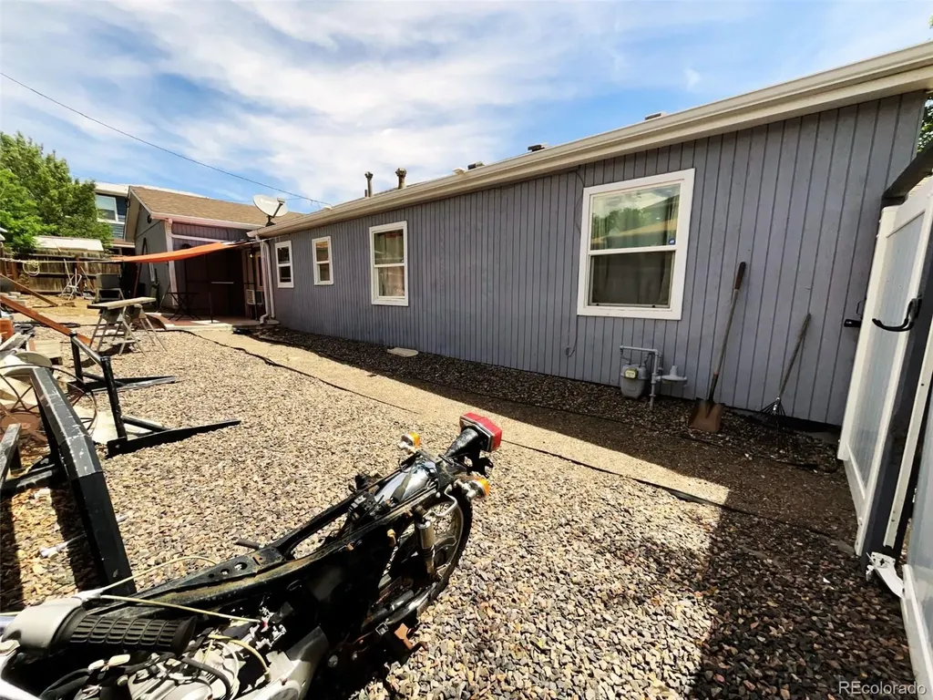 2001 W Vassar Avenue Englewood CO 80110