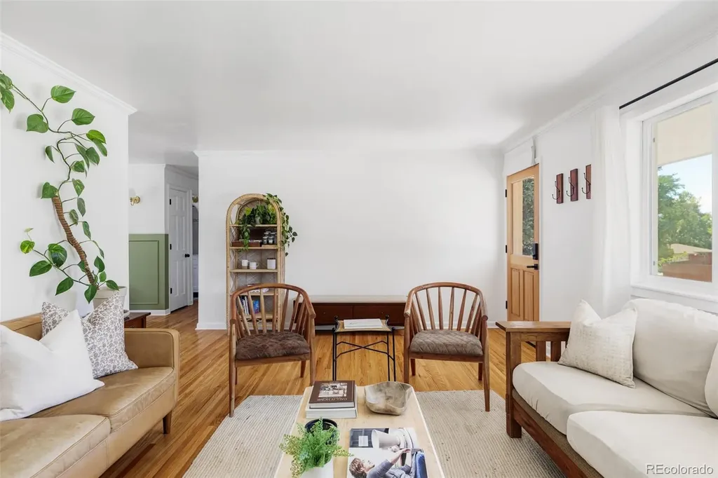7018 S Valentia Street Centennial CO 80112