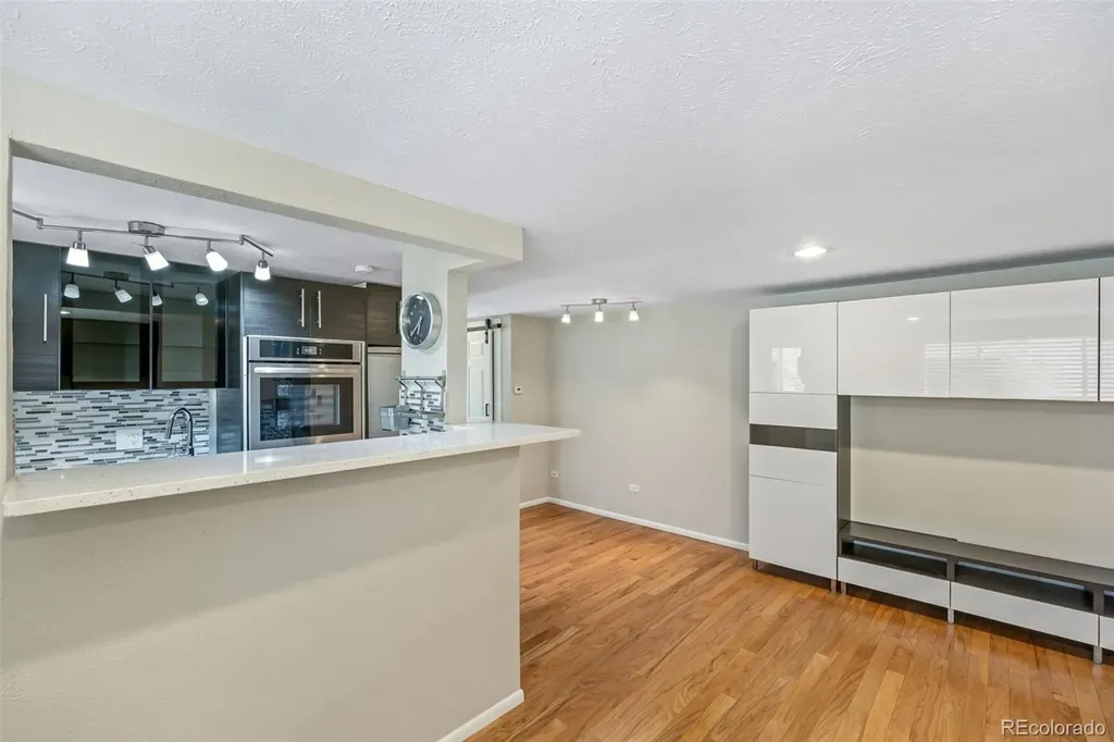 352 S Lafayette Street Denver CO 80209