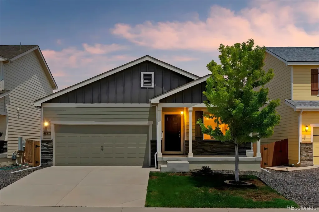 47323 Iris Avenue Bennett CO 80102