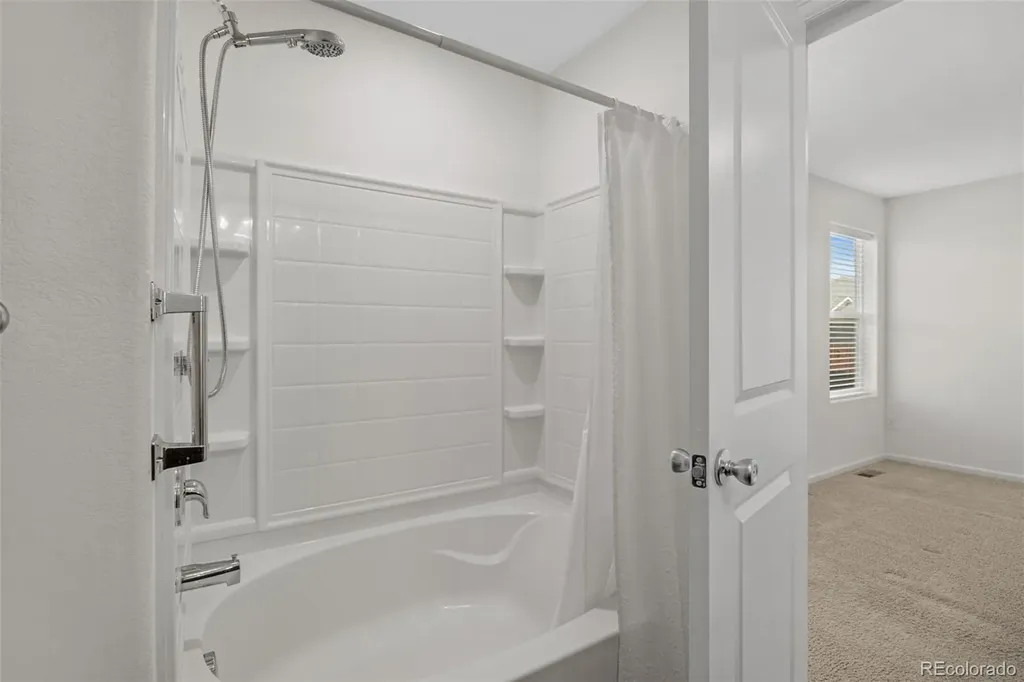 47323 Iris Avenue Bennett CO 80102