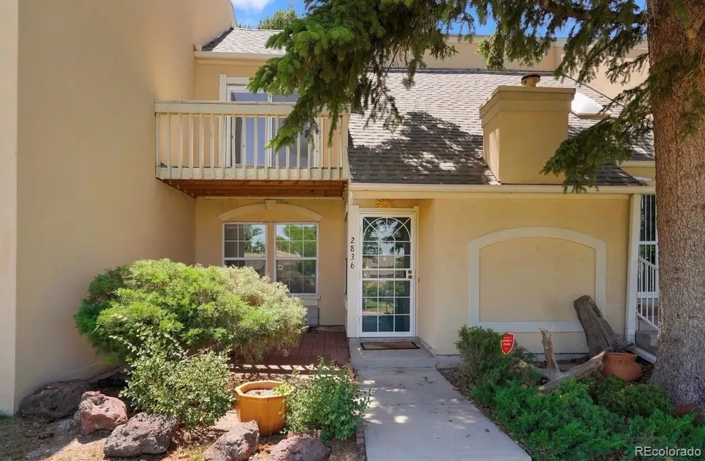 2836 S Vaughn Way Aurora CO 80014