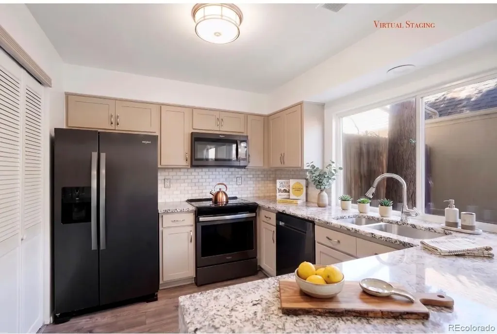 2836 S Vaughn Way Aurora CO 80014