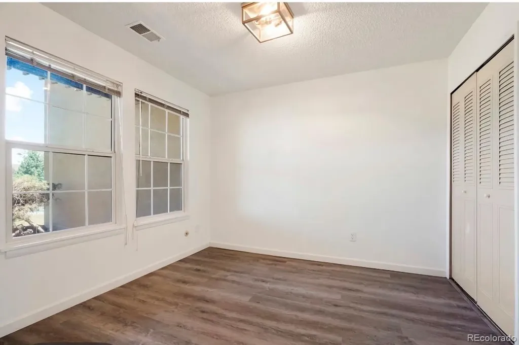 2836 S Vaughn Way Aurora CO 80014