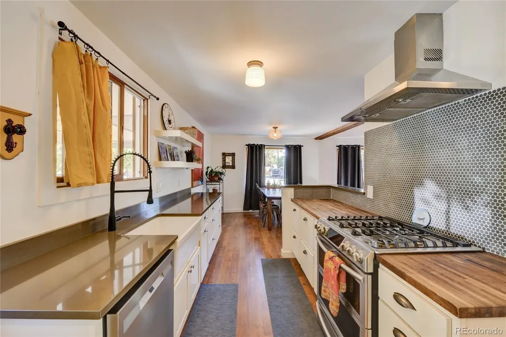 619 James Place Buena Vista CO 81211