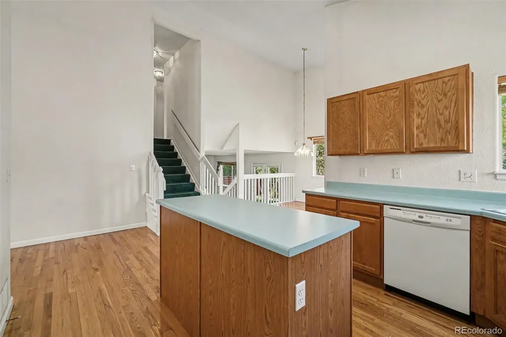 305 Maggie Street Longmont CO 80501