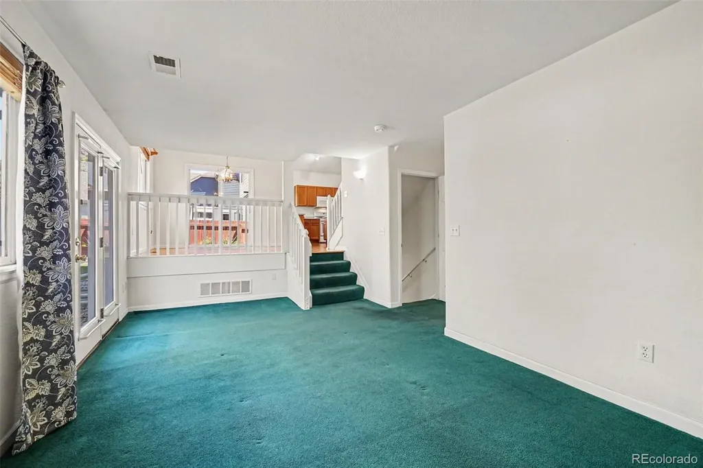305 Maggie Street Longmont CO 80501