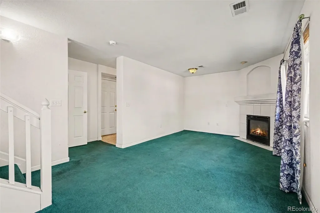 305 Maggie Street Longmont CO 80501