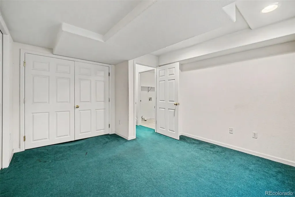 305 Maggie Street Longmont CO 80501
