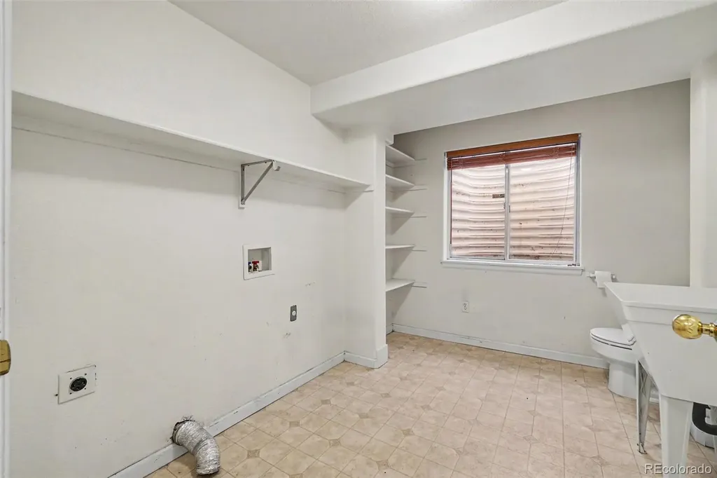 305 Maggie Street Longmont CO 80501