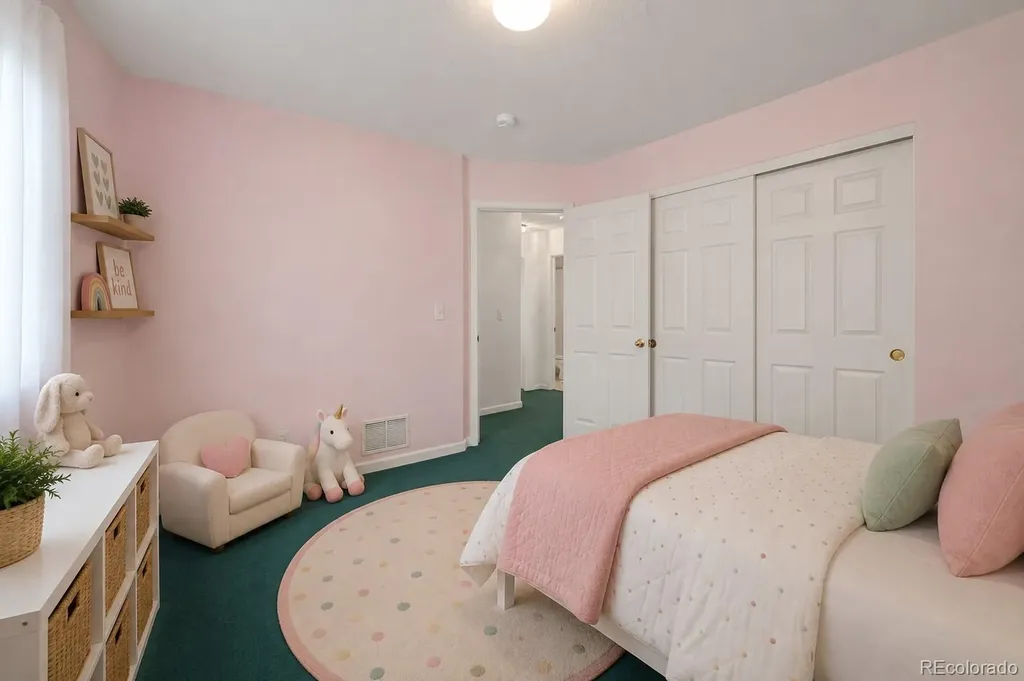 305 Maggie Street Longmont CO 80501