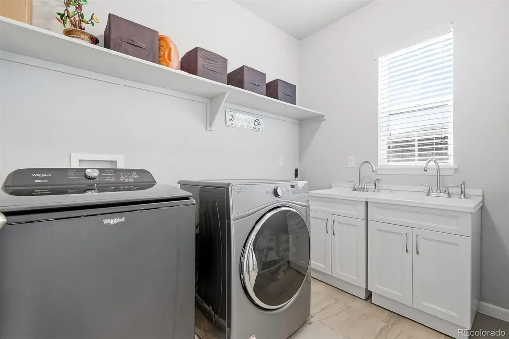 18676 W 93rd Avenue Arvada CO 80007