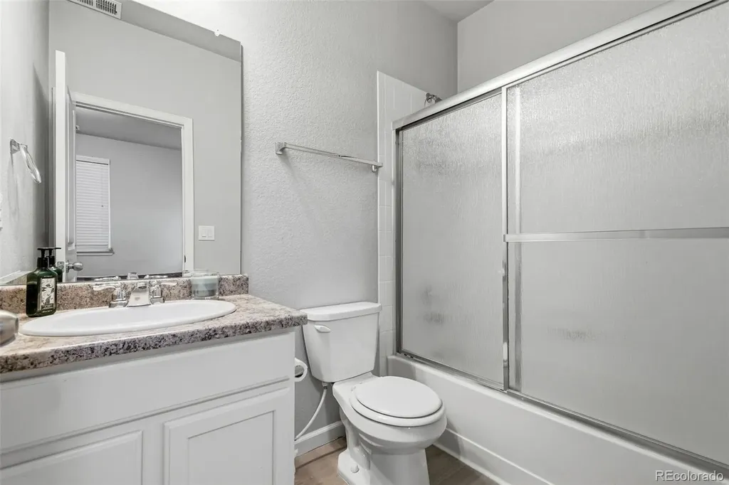 18676 W 93rd Avenue Arvada CO 80007