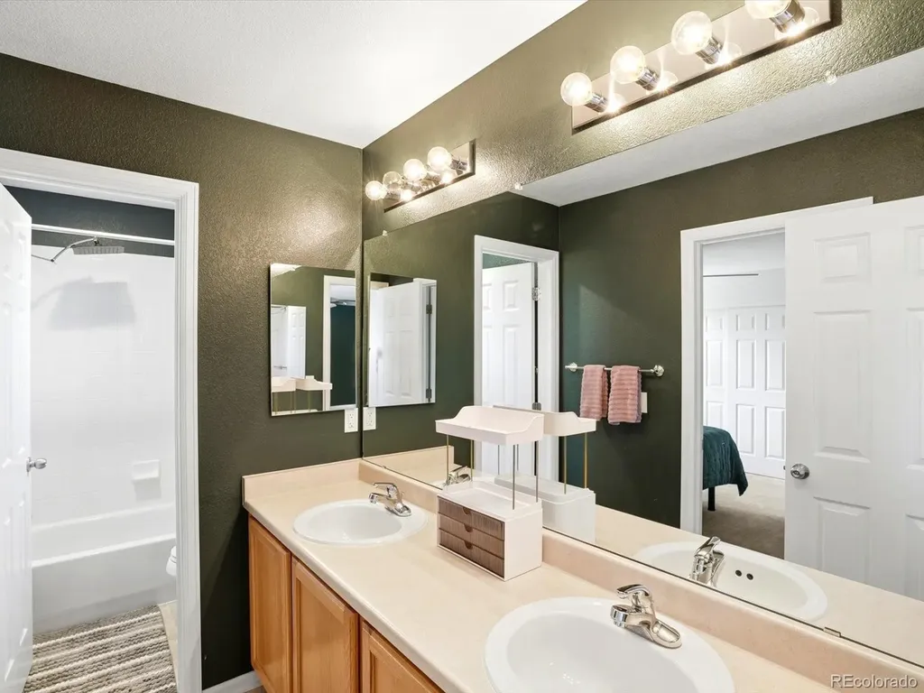 10016 Sedalia Street Commerce City CO 80022