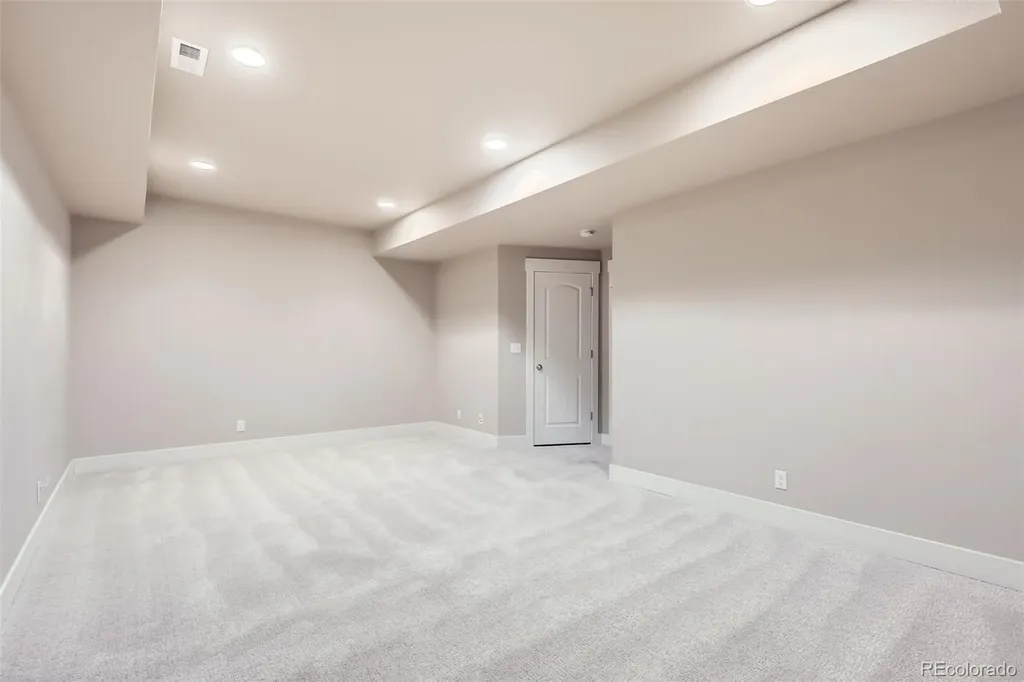 5544 Wabash Street Denver CO 80238