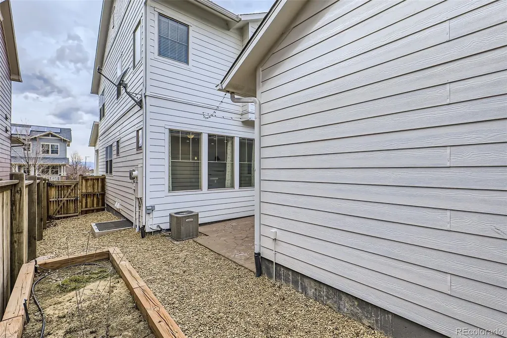 5544 Wabash Street Denver CO 80238