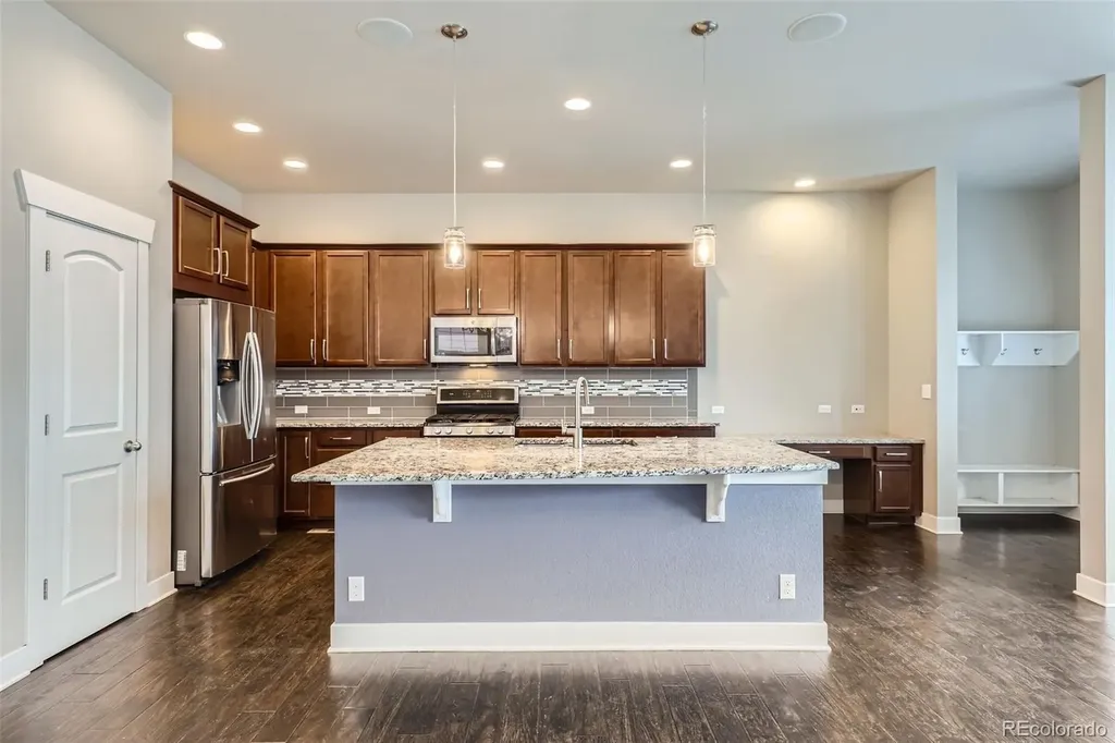 5544 Wabash Street Denver CO 80238