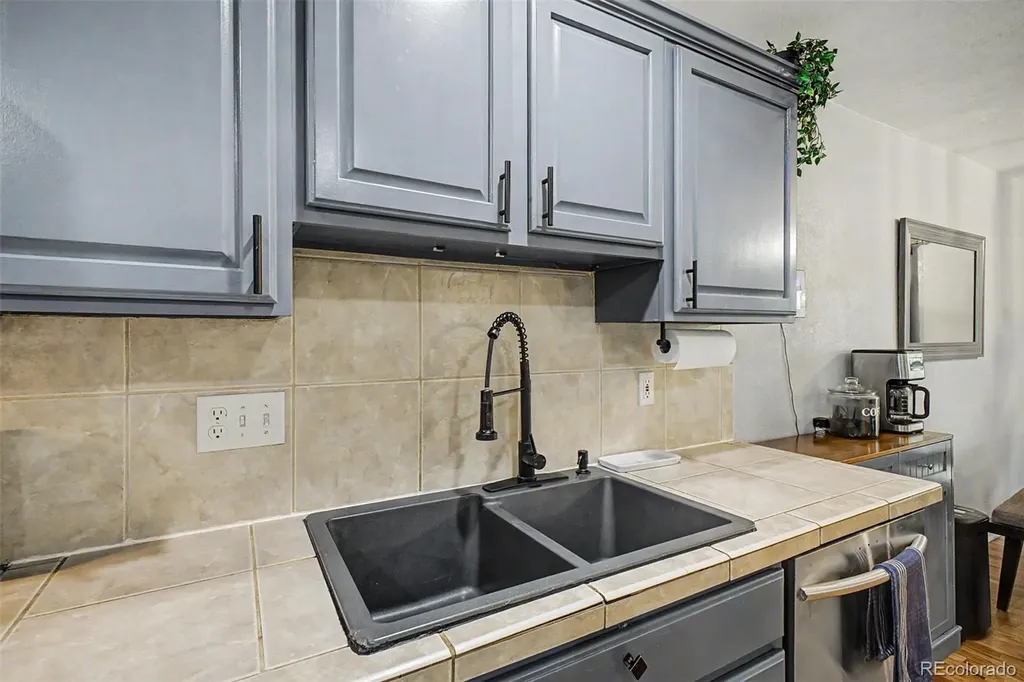 9622 Elk Mountain Circle Littleton CO 80125