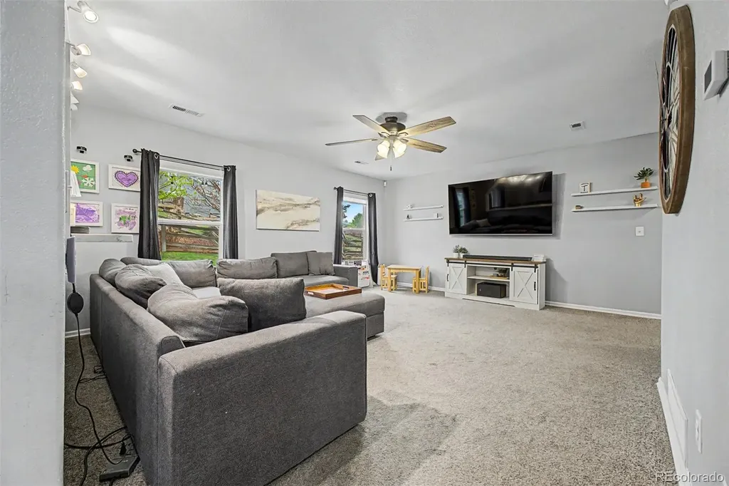 9622 Elk Mountain Circle Littleton CO 80125
