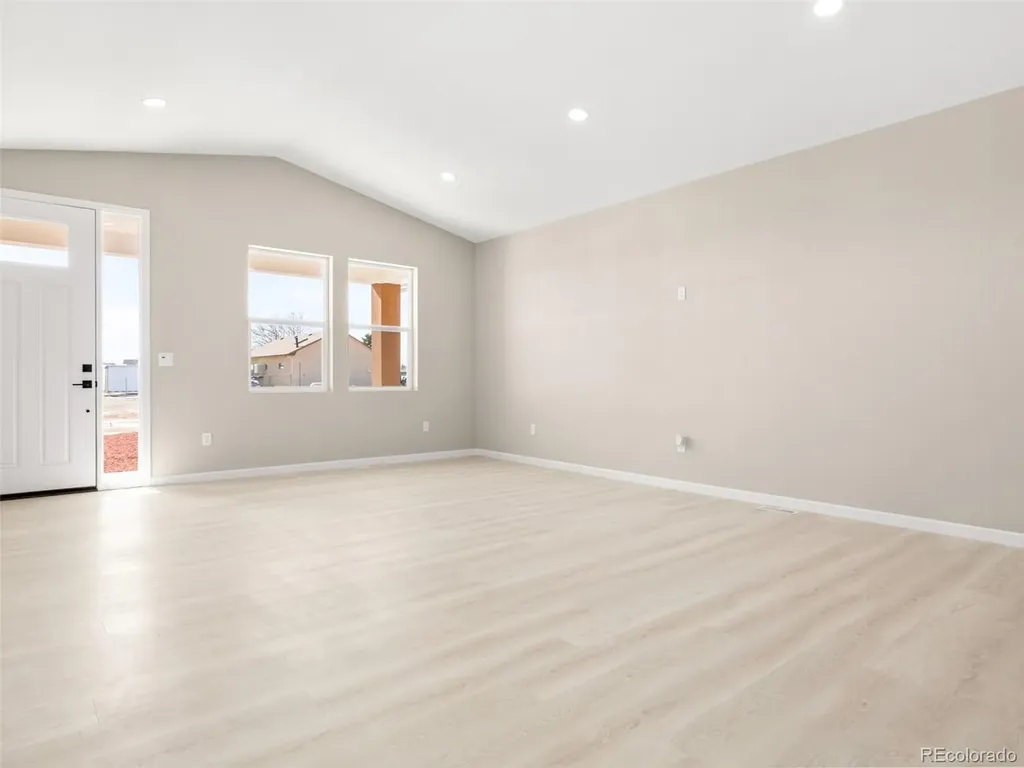 981 E Waverly Drive Pueblo CO 81007