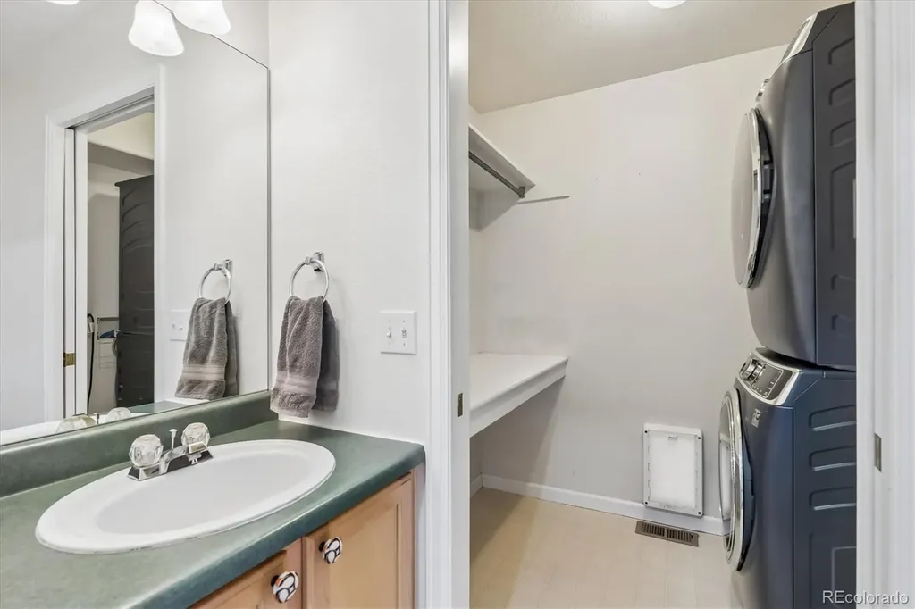 941 Sundown Drive Castle Rock CO 80104