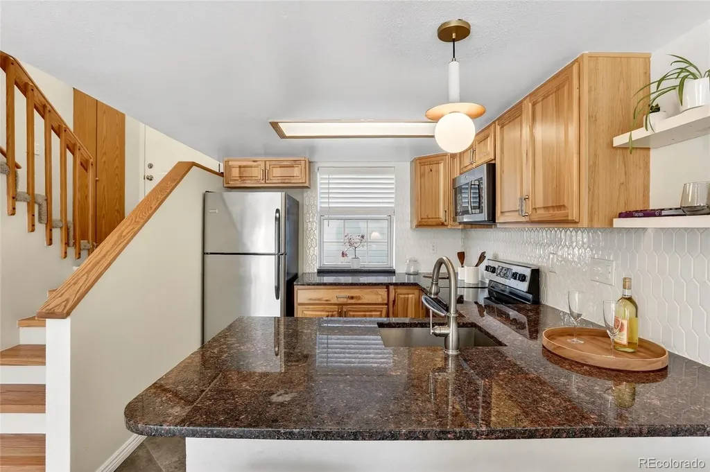 9463 Lou Thornton CO 80260