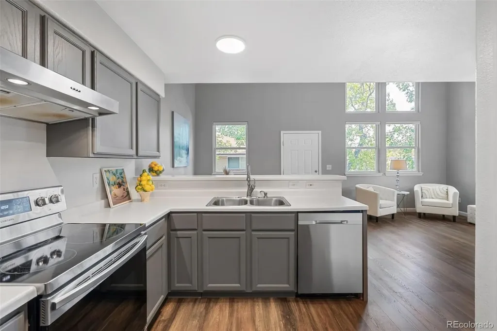 6450 W 44th Place Wheat Ridge CO 80033