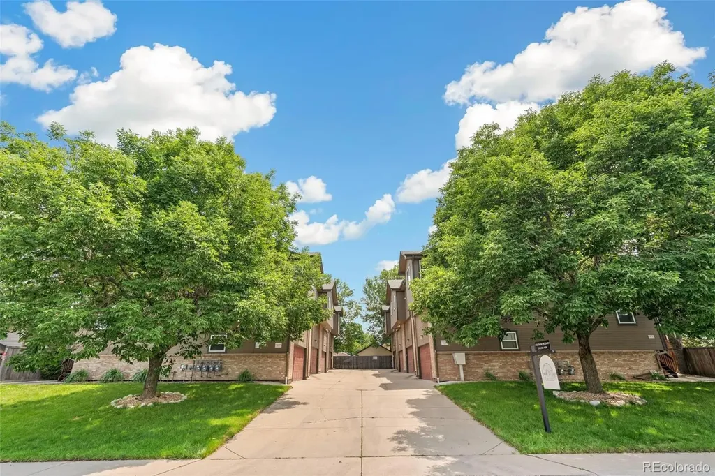 6450 W 44th Place Wheat Ridge CO 80033