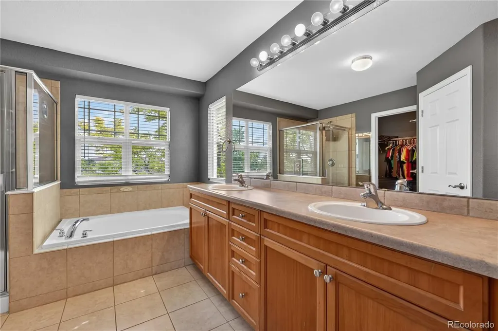 1340 S Duquesne Circle Aurora CO 80018