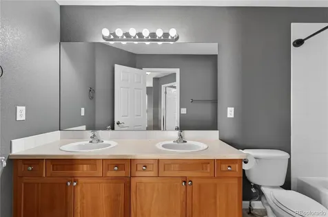 1340 S Duquesne Circle Aurora CO 80018