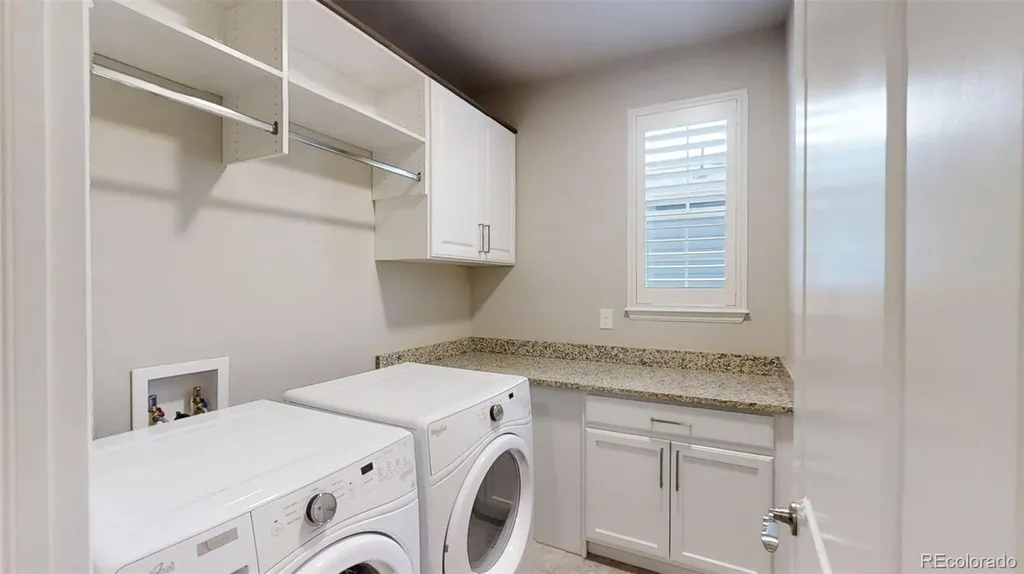 521 E Hinsdale Avenue Littleton CO 80122