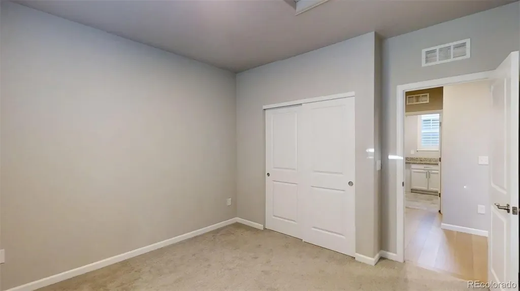 521 E Hinsdale Avenue Littleton CO 80122