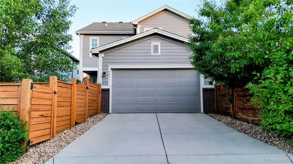 521 E Hinsdale Avenue Littleton CO 80122