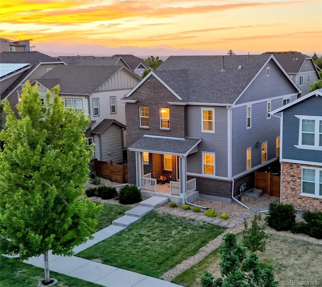 521 E Hinsdale Avenue Littleton CO 80122