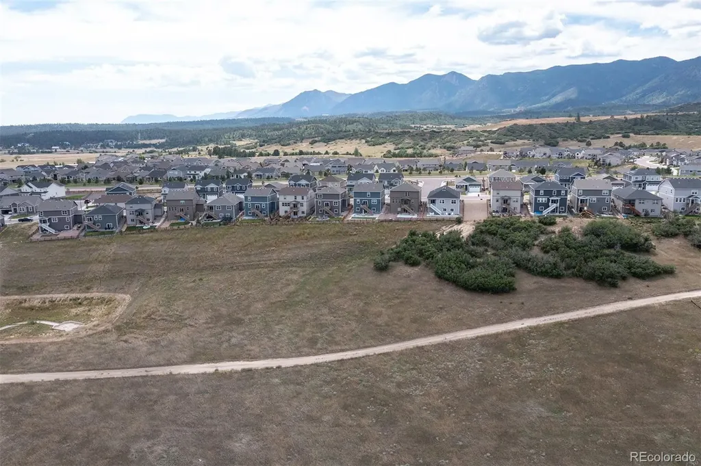 15898 Little Bluestem Road Monument CO 80132