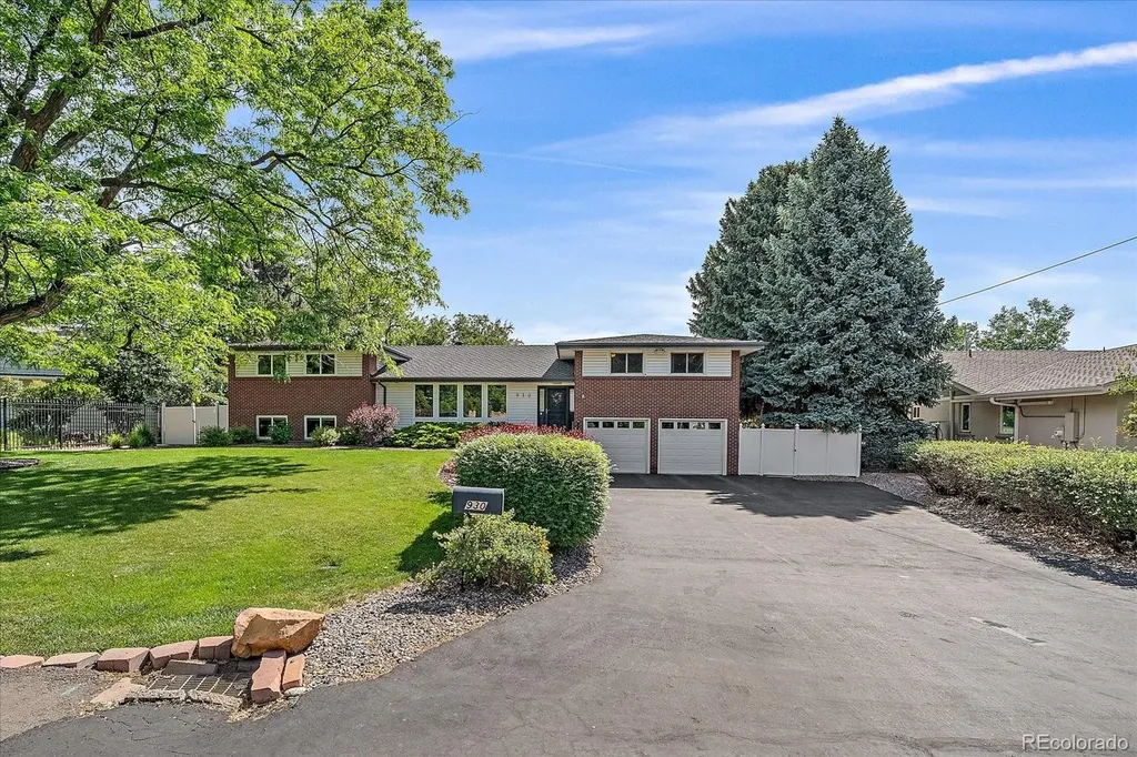 930 Reed Court Lakewood CO 80214