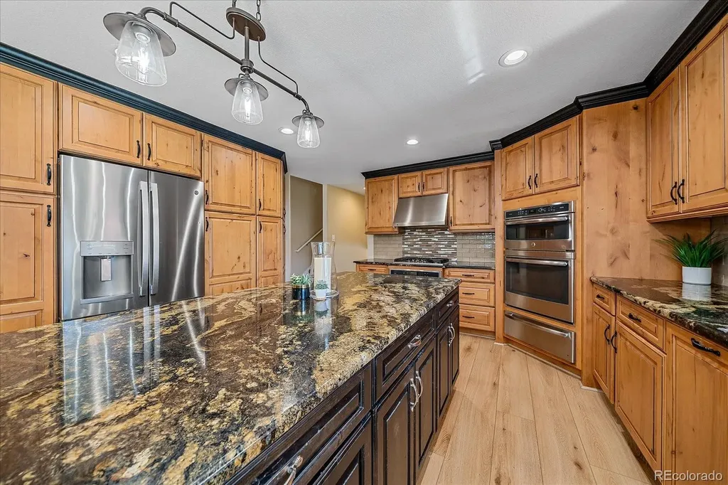 930 Reed Court Lakewood CO 80214
