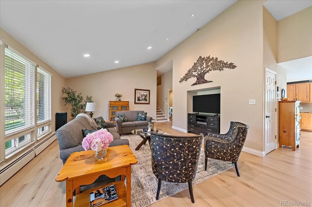 930 Reed Court Lakewood CO 80214