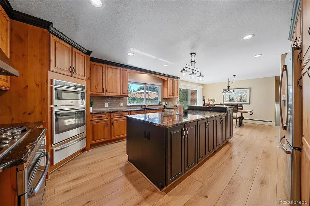 930 Reed Court Lakewood CO 80214