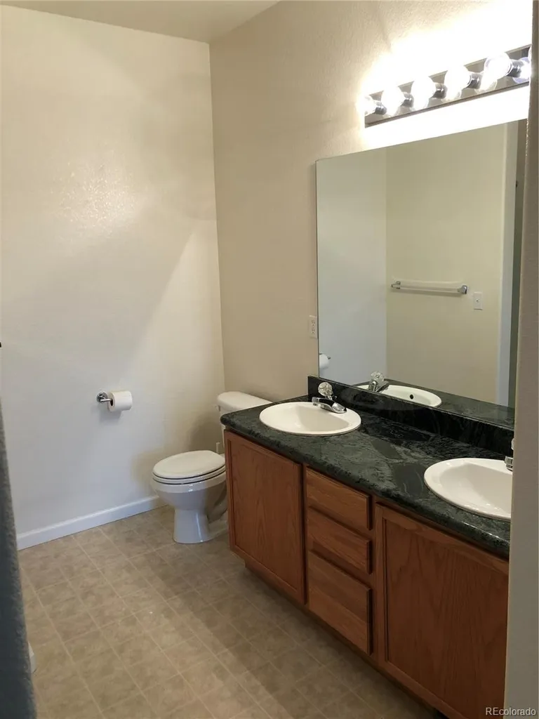15555 E 40th Avenue Denver CO 80239
