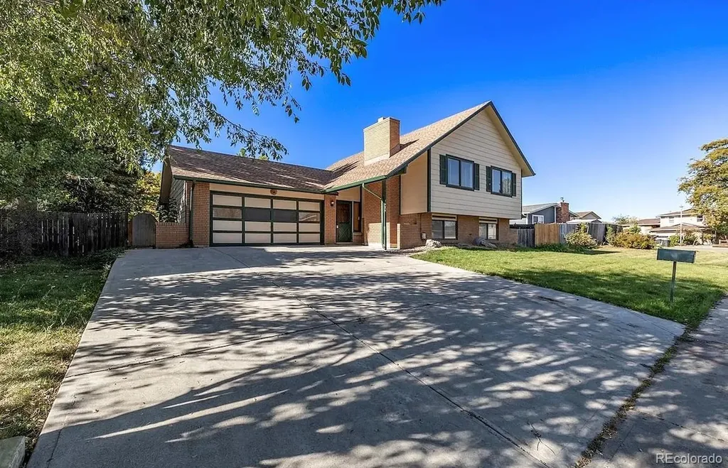 7056 W Rowland Avenue Littleton CO 80128
