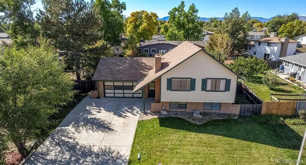7056 W Rowland Avenue Littleton CO 80128