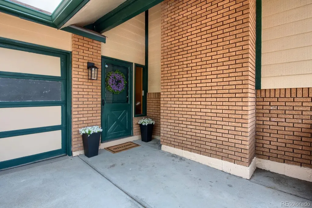 7056 W Rowland Avenue Littleton CO 80128
