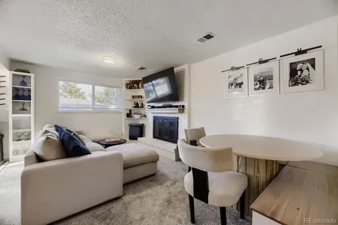 7056 W Rowland Avenue Littleton CO 80128