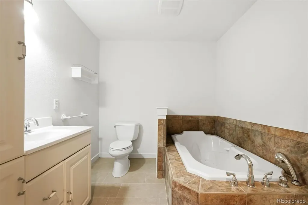 7883 S Buchanan Way Aurora CO 80016