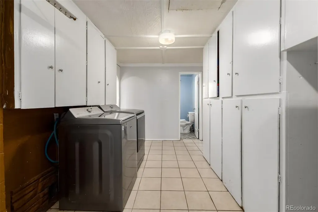 5637 Wyandot Street Denver CO 80221