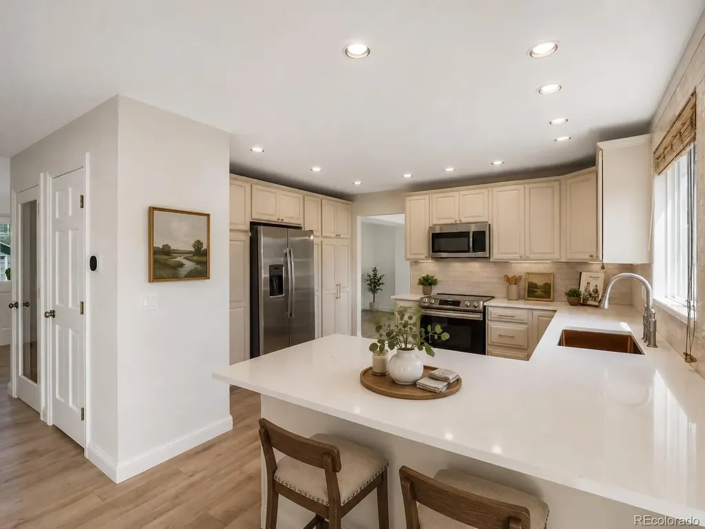 9304 Montrose Way Littleton CO 80126