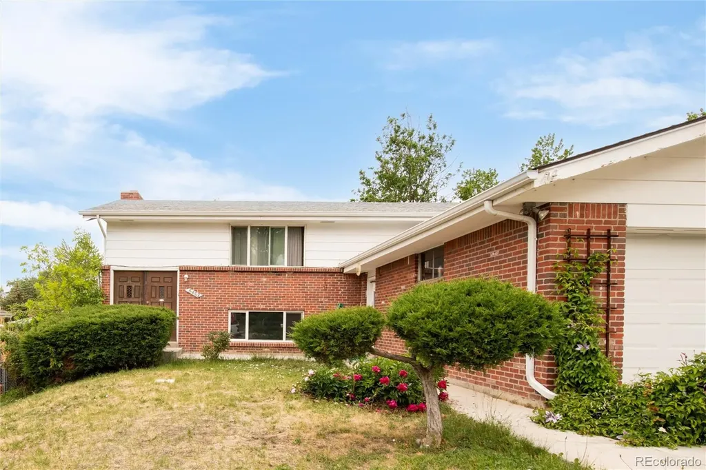 6453 Zephyr Street Arvada CO 80004